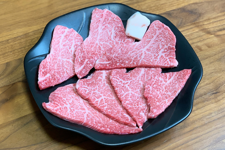 【今月は何が届いた？】こんがりパン工房のパン／ヒラオの燻製おつまみ／人形町今半の黒毛和牛編