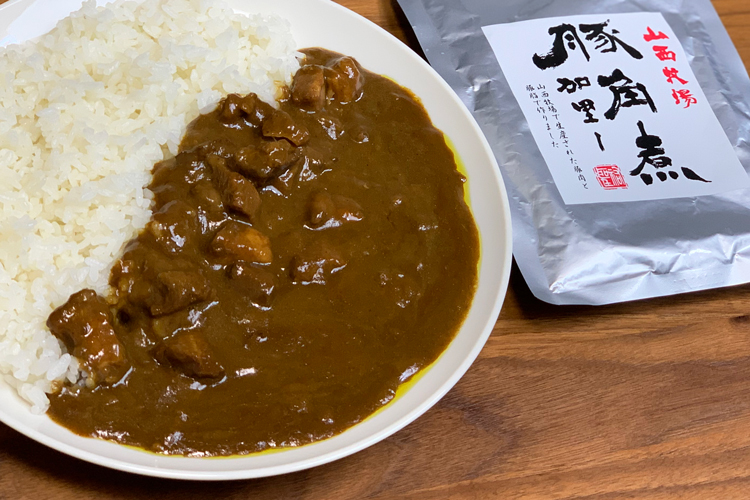 【豚肉のサブスク】山西牧場 ぶたづくし定期便《 山西牧場カレー3種セット 》