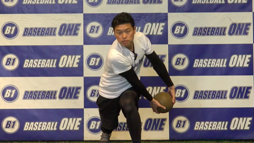 【野球 練習メニュー】フォロースルーの時の下半身を安定させる練習方法