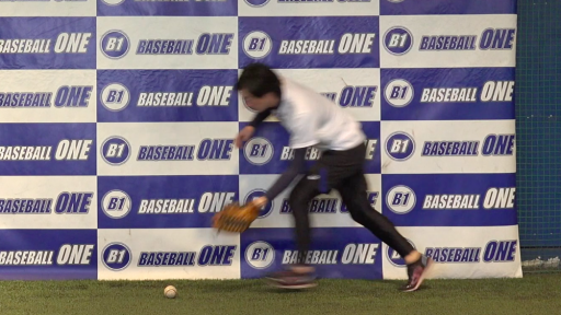 【野球  練習メニュー】走りながらの捕球を覚える練習方法
