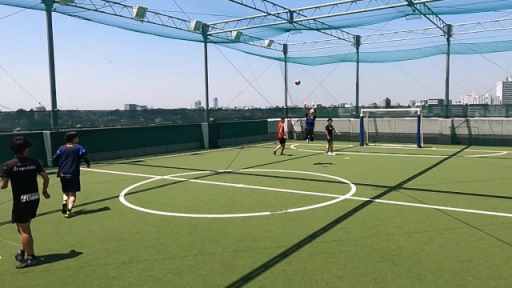 【フットサル 練習メニュー】ウォーミングアップ(ヘディング&ゴー)