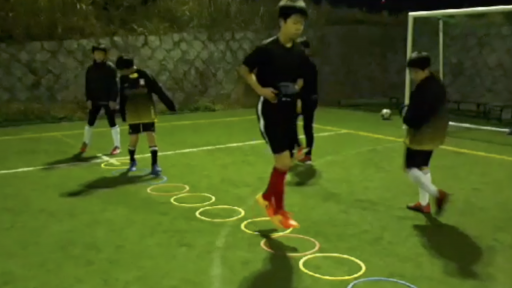 【フットサル 練習メニュー】W-UP（フラフープジャンプ２）