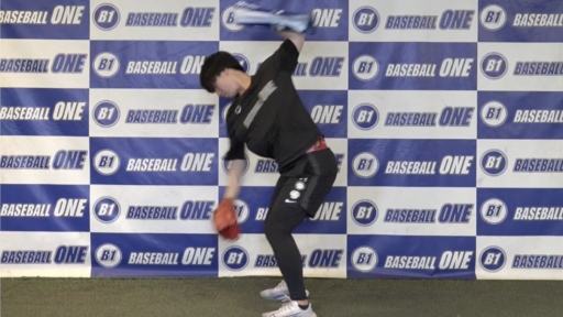 【野球 練習メニュー】体幹を使って投げていく練習方法