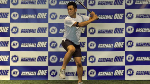 【野球 練習メニュー】軸足(後ろ足)の膝が抜けないようにするための練習方法