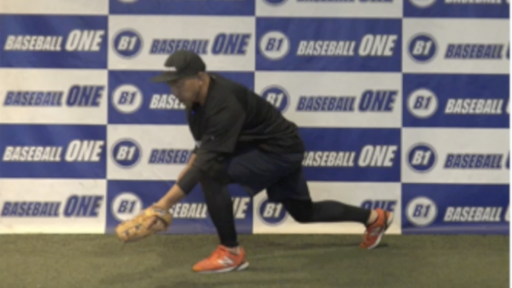 【野球  練習メニュー】前足に重心を乗せて捕る練習方法