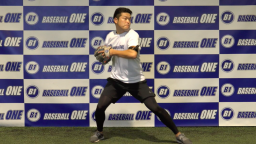 【野球  練習メニュー】切り替えして素早く送球していくための練習方法