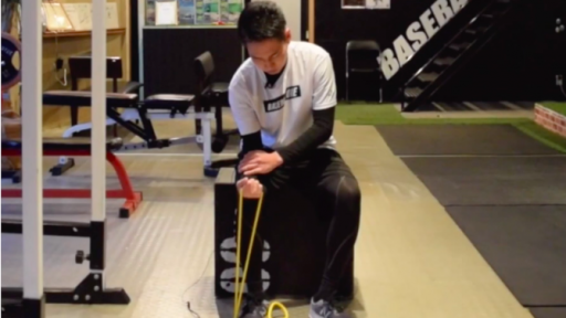 【野球  練習メニュー】肘・リストのチューブトレーニング⑤握る力の強化