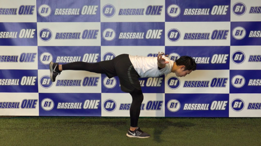 【野球  練習メニュー】足のバランスと股関節の動きを高めるメニュー