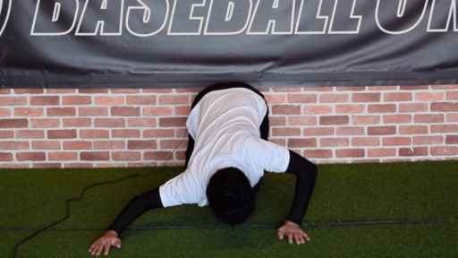 【野球 練習メニュー】胸を伸ばすストレッチ