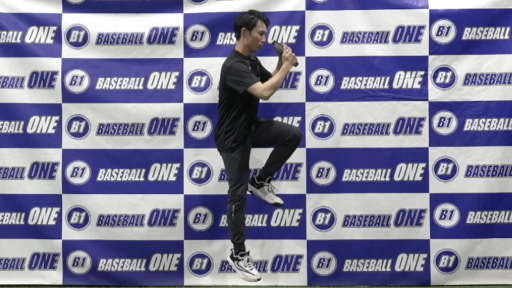 【野球  練習メニュー】出力を高めるためのトレーニング 片足プレートスイングジャンプ