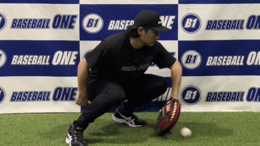 【野球  練習メニュー】ワンバウンドの捕球からのステップを覚えていく練習方法