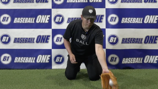 【野球  練習メニュー】ショートバウンドで捕球する練習方法