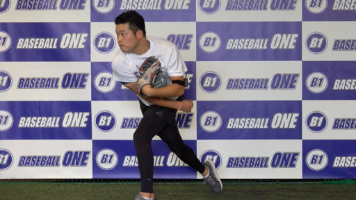 【野球 練習メニュー】前足のつま先が開かないようにする練習方法