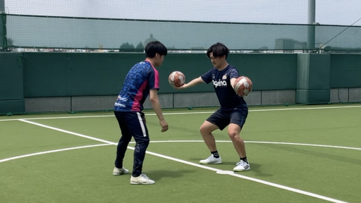 【サッカー  練習メニュー】ウォーミングアップ ボールフィーリング③
