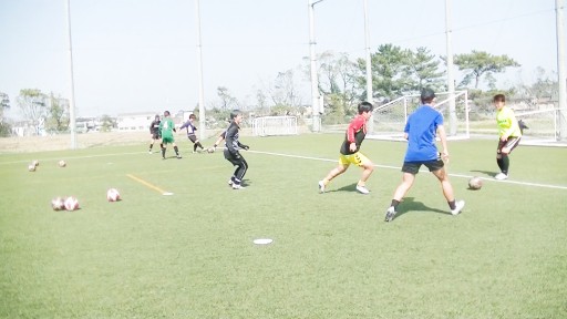 【サッカー  練習メニュー】パス回し 3v1【条件付け】