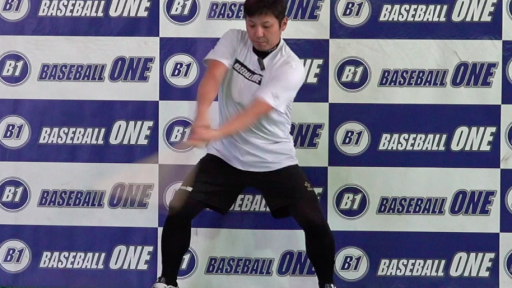 【野球 練習メニュー】背中側に振らないようにするための練習方法