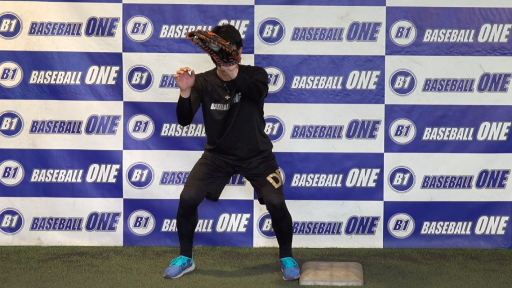【  練習メニュー】キャッチャー送球の際のベースでの待ち方を覚える練習方法