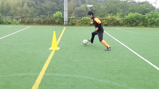 【サッカー  練習メニュー】初心者向け インサイドコントロール⑤