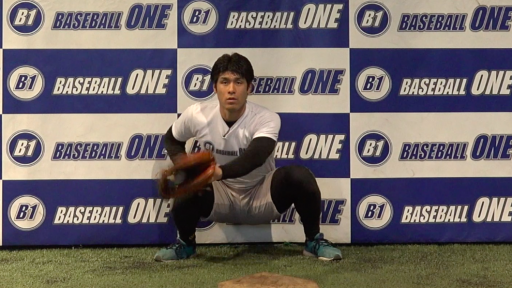 【野球 練習メニュー】アウトコースのキャッチングを覚えるための練習方法