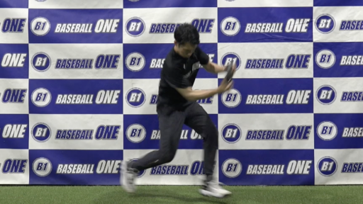 【野球  練習メニュー】スイング動作での安定性と力の発揮を覚えるトレーニング 　スプリットプレートスイング