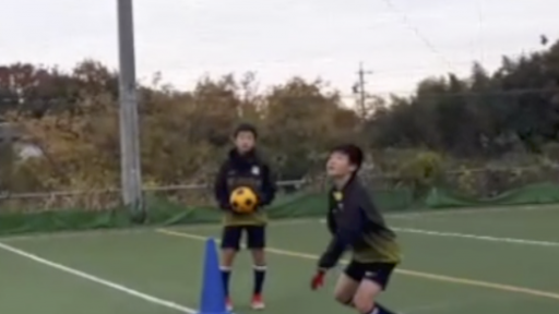 【サッカー  練習メニュー】シュート(ボレー)ドリル(前転)
