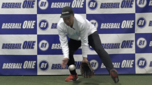 【野球  練習メニュー】三遊間のゴロ捕球を覚えていく練習方法