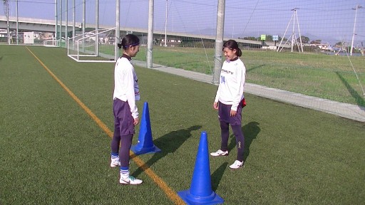 【サッカー  練習メニュー】リアクショントレーニング＿ペアワーク＿タグゲーム