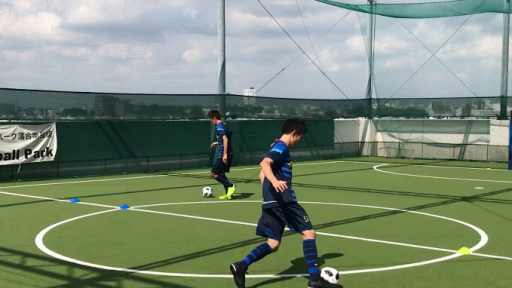 【フットサル  練習メニュー】素早いボール運びからフィニッシュ