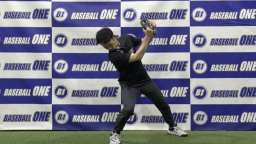 【野球  練習メニュー】スイング動作での出力を高めるトレーニング サイドランジプレートスイング