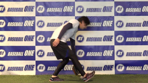 【野球 練習メニュー】基本的な捕球姿勢を覚える練習方法