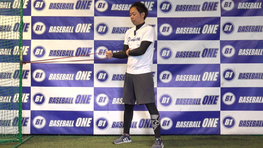 【野球  練習メニュー】手首を強化する練習方法「チューブを引っ張る」