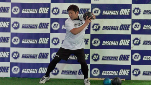 【野球  練習メニュー】振り出し時にバットが体から離れないようにする練習方法