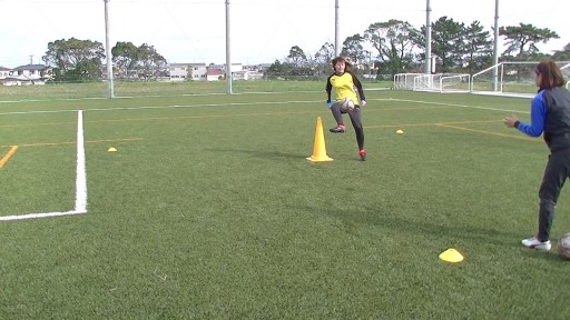 【サッカー  練習メニュー】ドリルトレーニング_インターセプト1