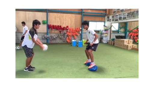 【サッカー 練習メニュー】バランス基礎