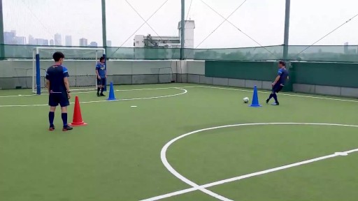 【フットサル 練習メニュー】2方向へ(2)