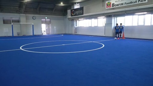 【フットサル 練習メニュー】3人組パス交換(ジャンケン)