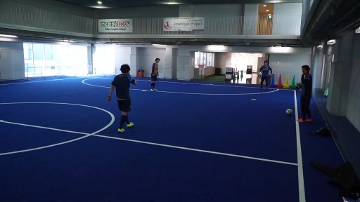 【サッカー  練習メニュー】右サイド2対2 条件付き