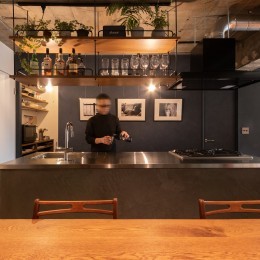 アイランドキッチンでも目立たないレンジフード｜SUVACO(スバコ)