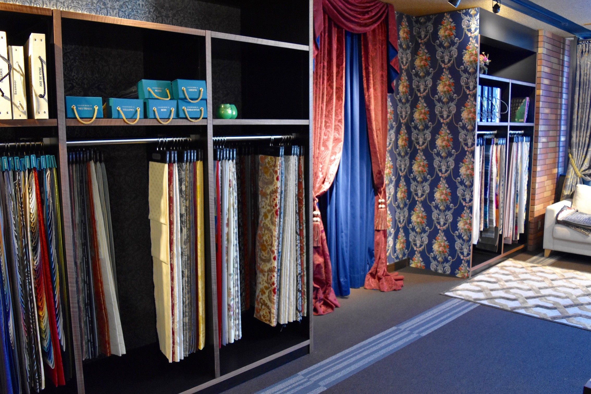 好みの壁紙が絶対見つかる 多種多彩なテシード輸入壁紙 Suvaco スバコ