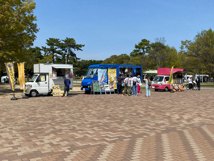 【企業との取組み】服部緑地スマイルパートナーズ（所属：大和リース株式会社） 大根様：公園のにぎわい創出と閑散期対策をキッチンカーで両立