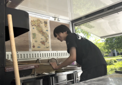 【出店者インタビュー】「io-Pizza Napoletana」宮下元様：大学3年生が石窯を積んで始めたナポリピッツァ。母校のキャンパスから広げる出店の輪
