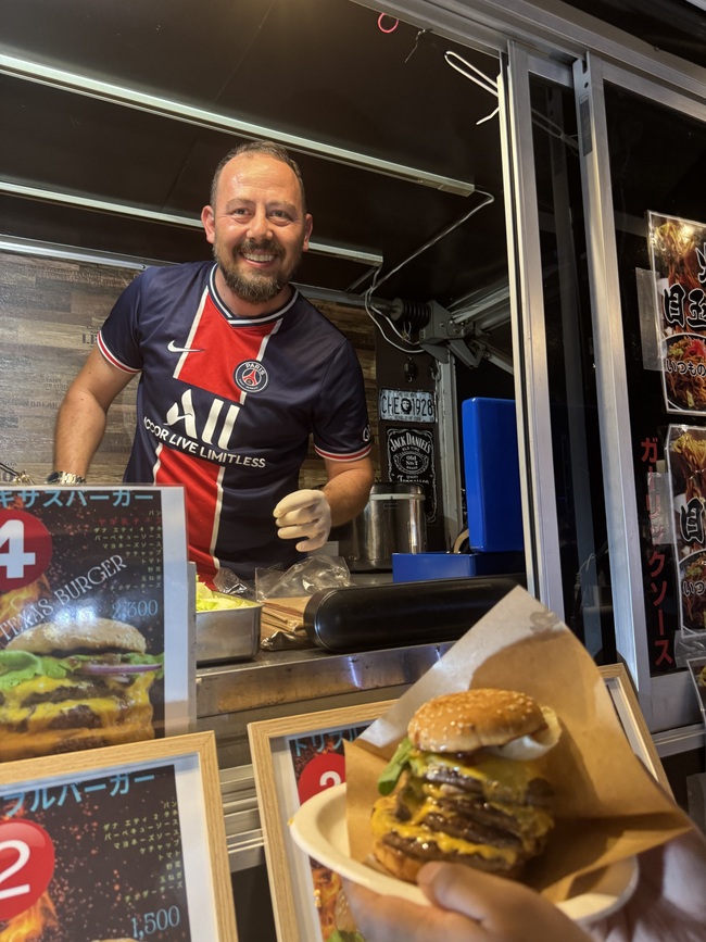 66 Food truckの店主