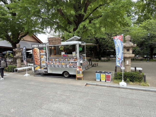 j-j-KITCHEN