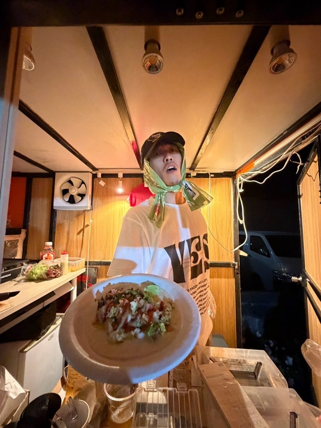 YESKITCHENの店主