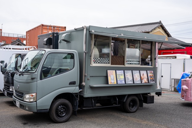 FoodTruck32