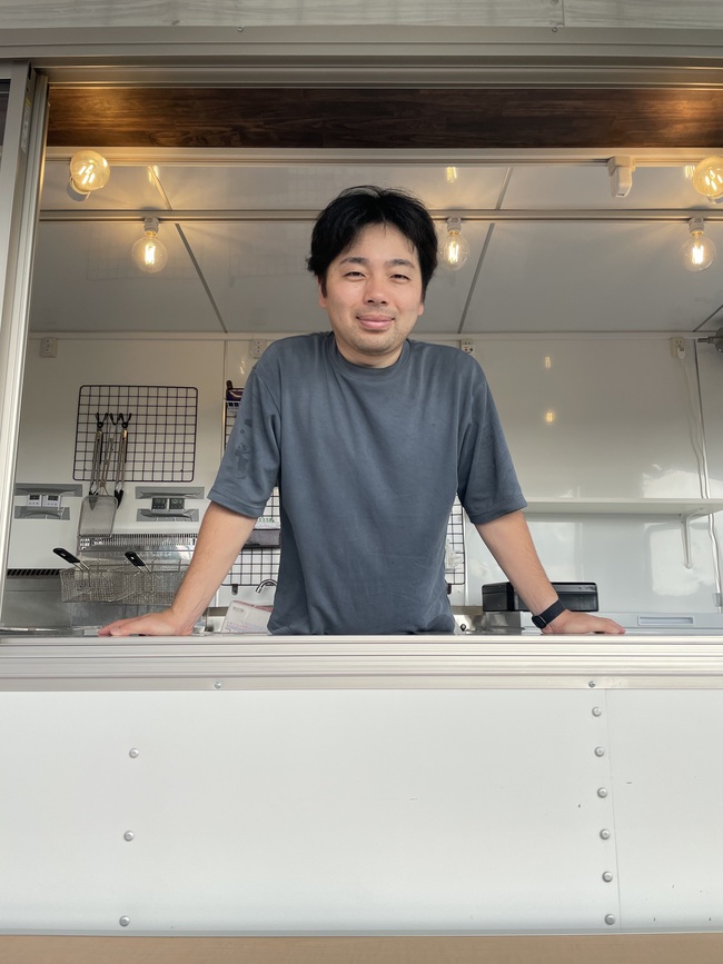 にじとろキッチンの店主