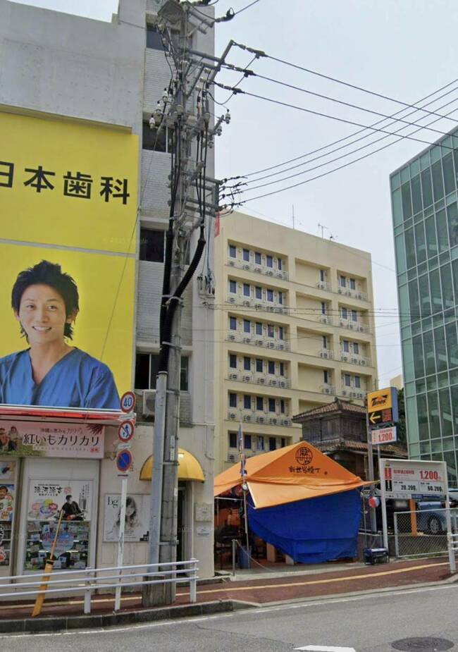 国際通り徒歩3秒の空きスペース