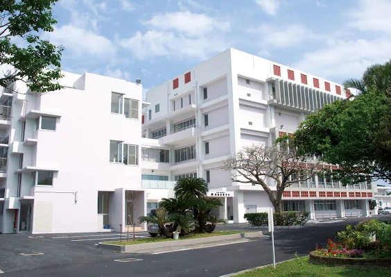 浦添看護学校