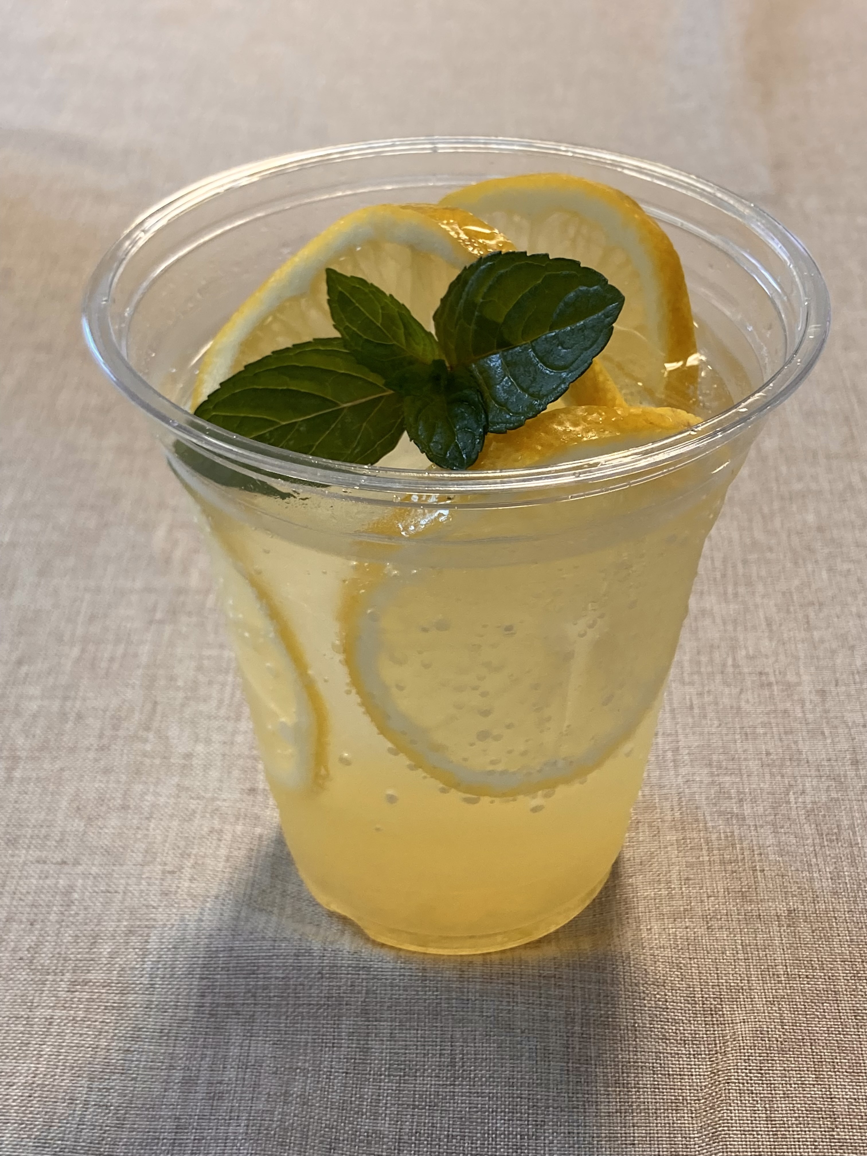 レモネードソーダ