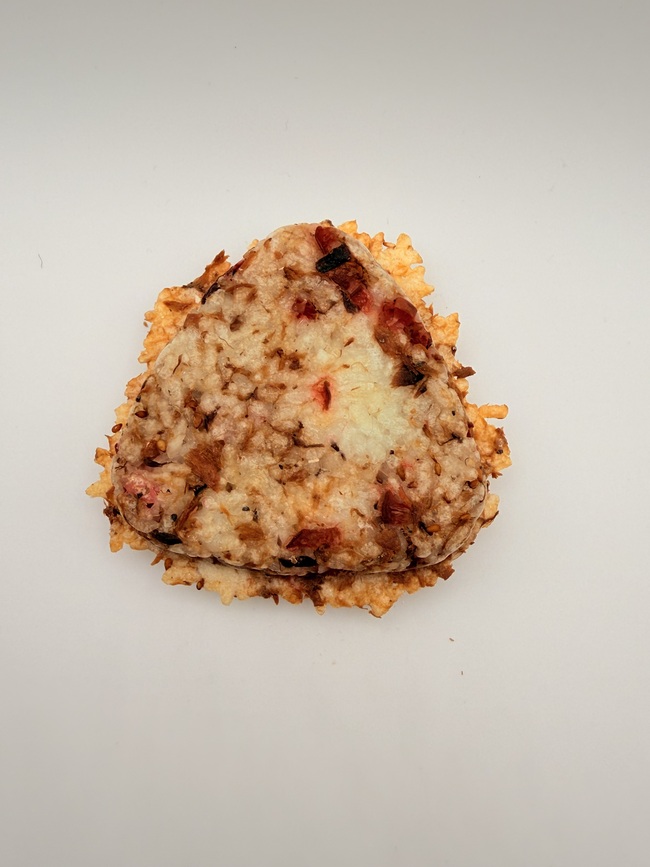 鯖とカリカリ梅の焼きおにぎり